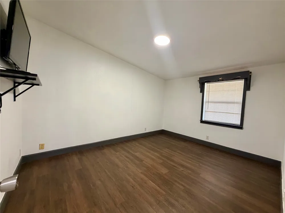 19511 Blanco Drive Lago Vista, TX 78645