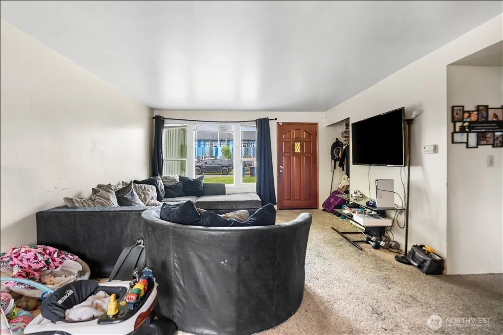125 E 60th Street Tacoma, WA 98404
