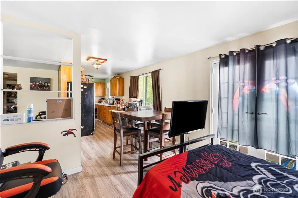 125 E 60th Street Tacoma, WA 98404