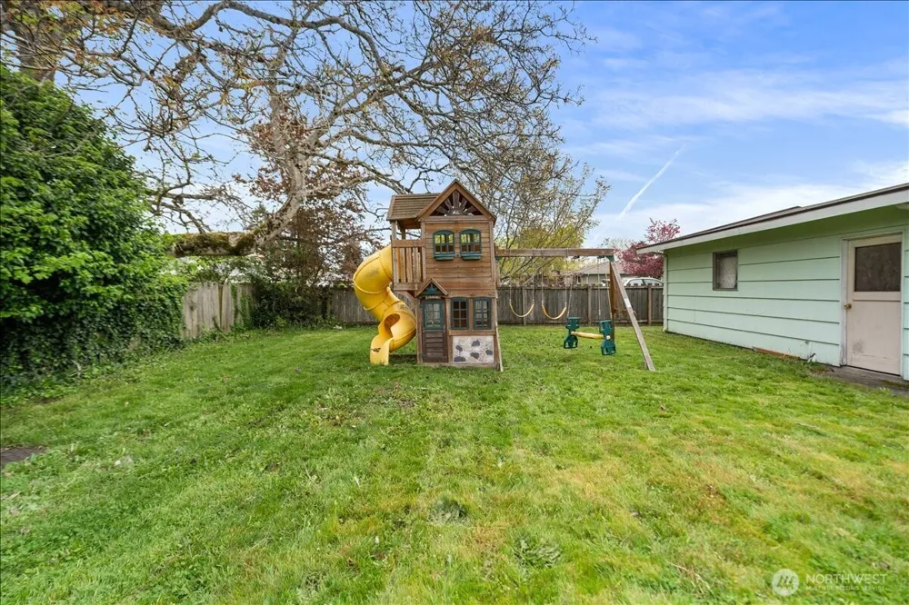 125 E 60th Street Tacoma, WA 98404