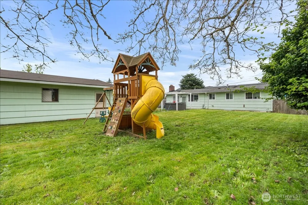 125 E 60th Street Tacoma, WA 98404