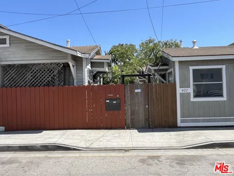 424 Venice Boulevard #B