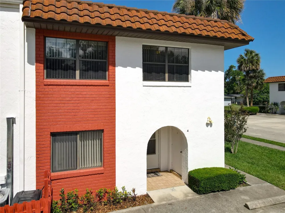910 BIG TREE ROAD #12-4 South Daytona, FL 32119