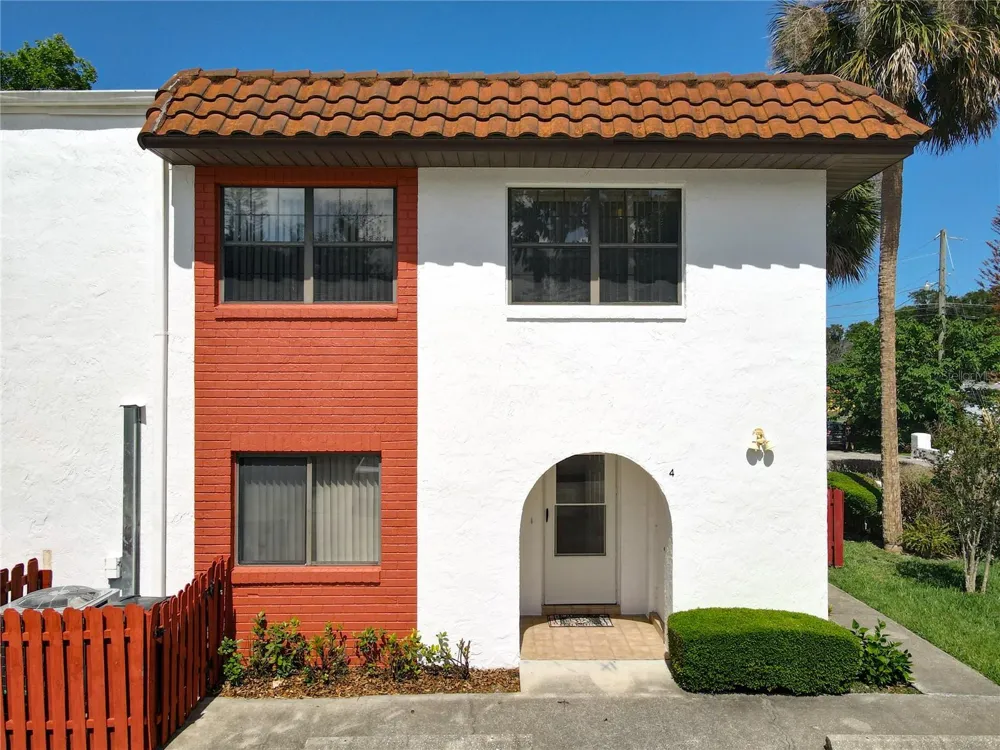 910 BIG TREE ROAD #12-4 South Daytona, FL 32119