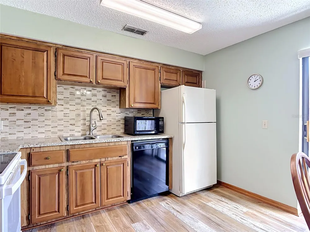 910 BIG TREE ROAD #12-4 South Daytona, FL 32119