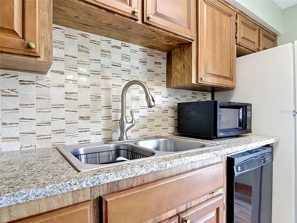 910 BIG TREE ROAD #12-4 South Daytona, FL 32119
