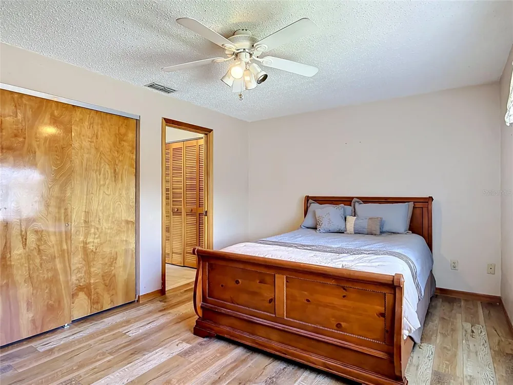 910 BIG TREE ROAD #12-4 South Daytona, FL 32119