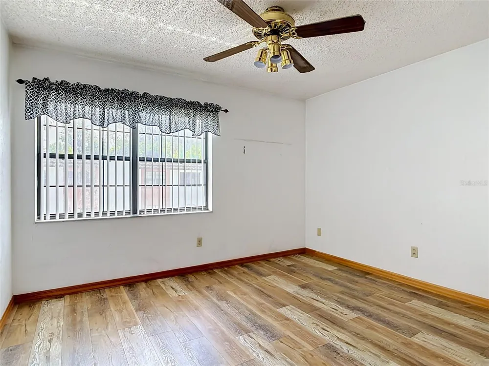 910 BIG TREE ROAD #12-4 South Daytona, FL 32119