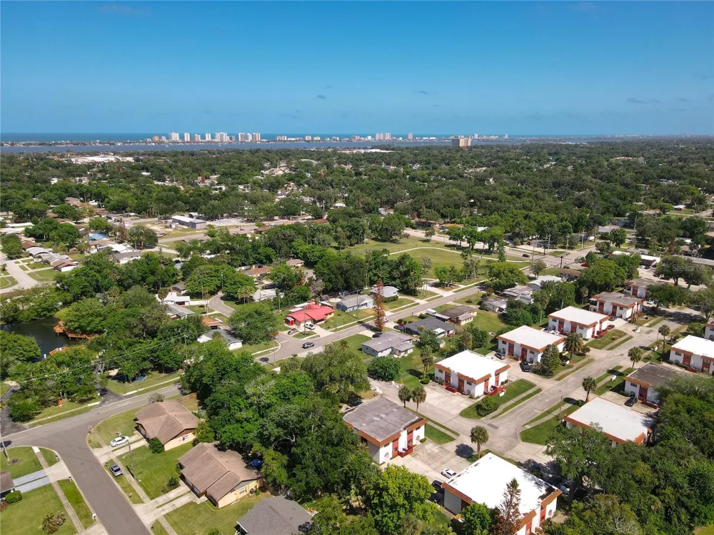 910 BIG TREE ROAD #12-4 South Daytona, FL 32119