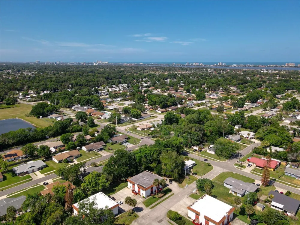 910 BIG TREE ROAD #12-4 South Daytona, FL 32119