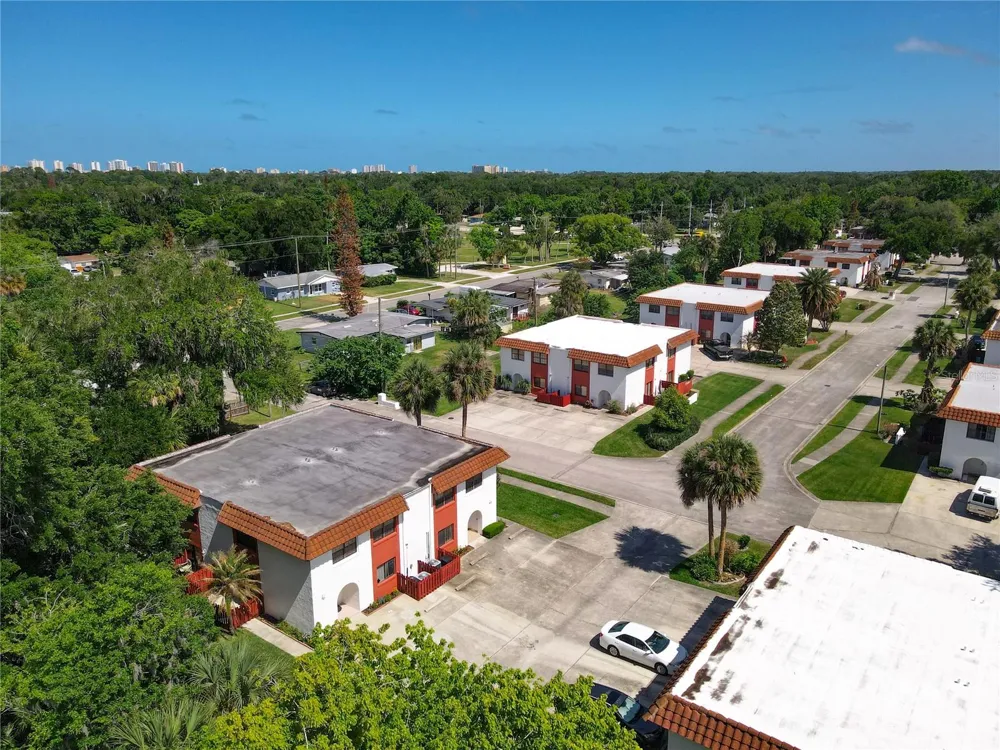 910 BIG TREE ROAD #12-4 South Daytona, FL 32119