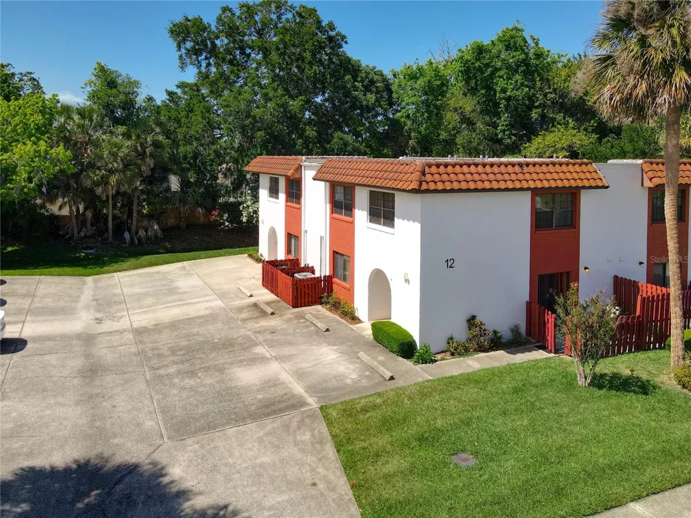 910 BIG TREE ROAD #12-4 South Daytona, FL 32119