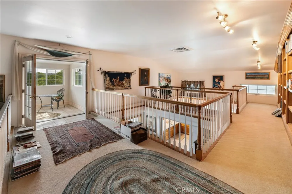 6685 El Pomar Drive Templeton, CA 93465