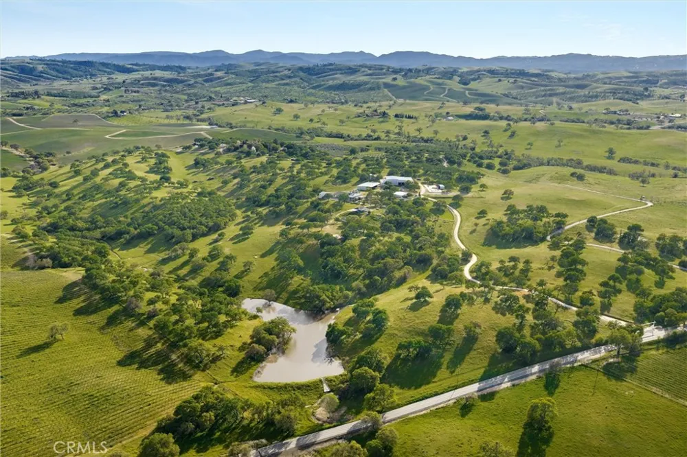 6685 El Pomar Drive Templeton, CA 93465