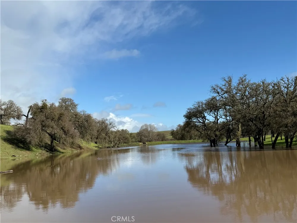 6685 El Pomar Drive Templeton, CA 93465