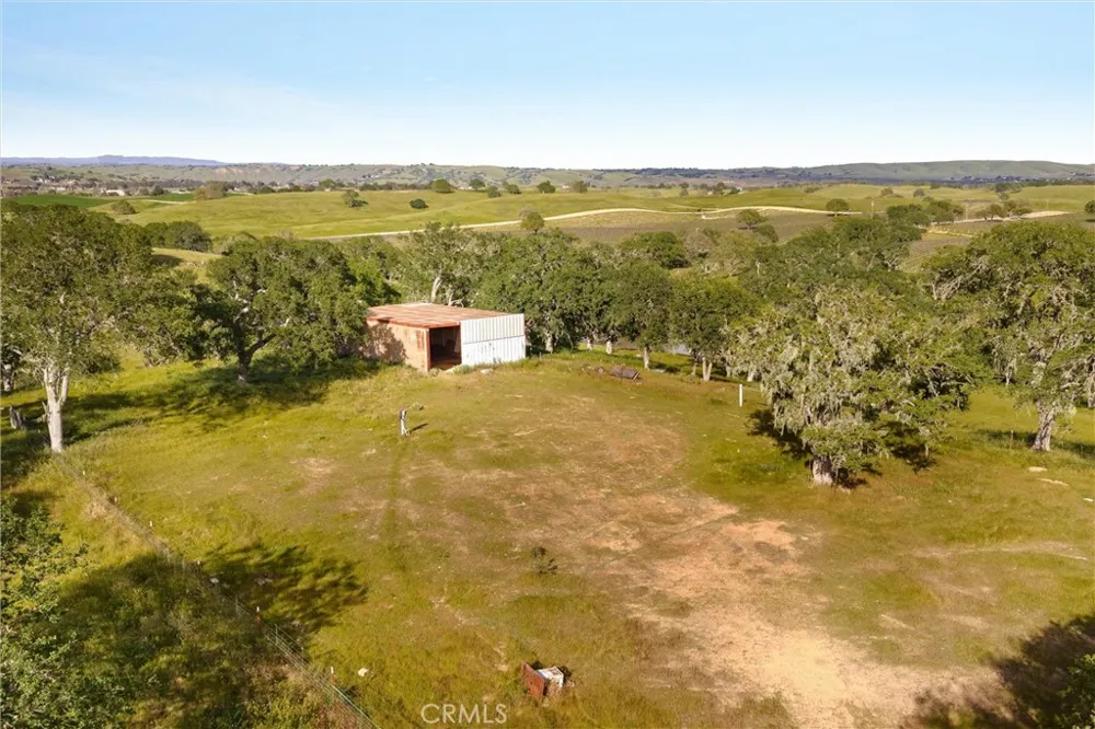 6685 El Pomar Drive Templeton, CA 93465