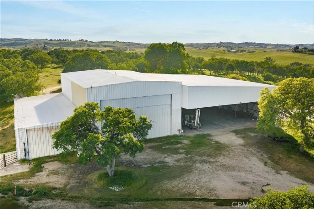 6685 El Pomar Drive Templeton, CA 93465