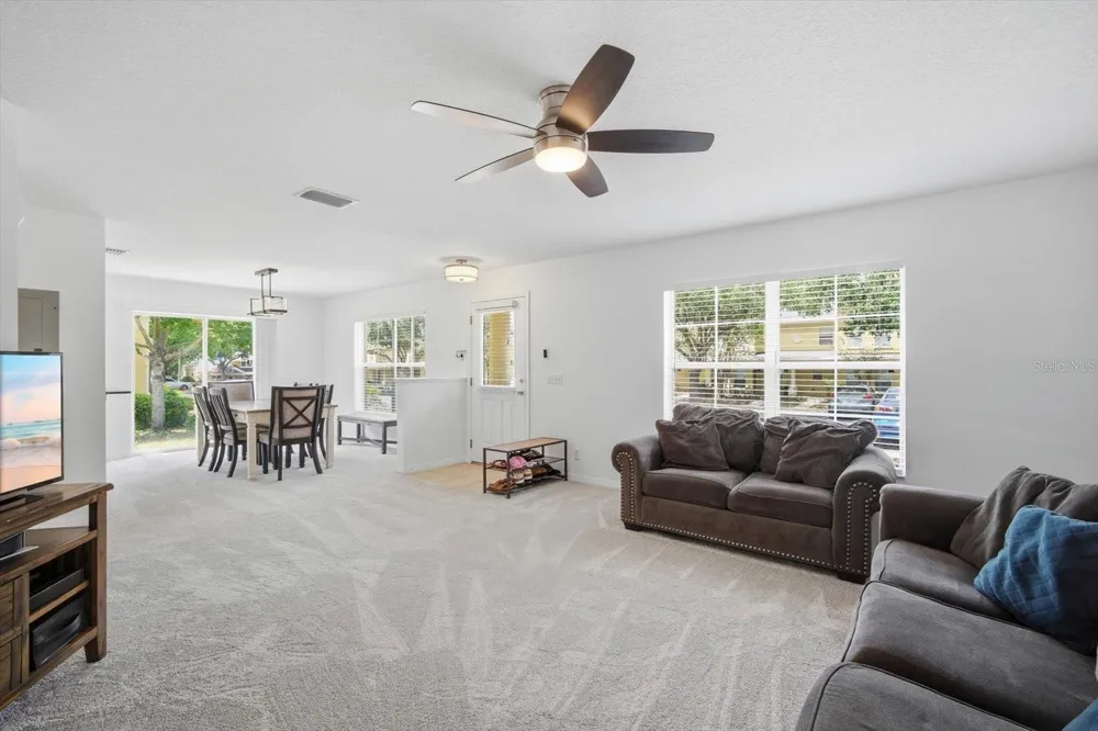 3435 CASTLE STONE COURT Valrico, FL 33594