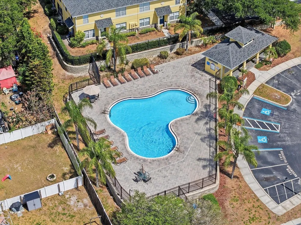 3435 CASTLE STONE COURT Valrico, FL 33594