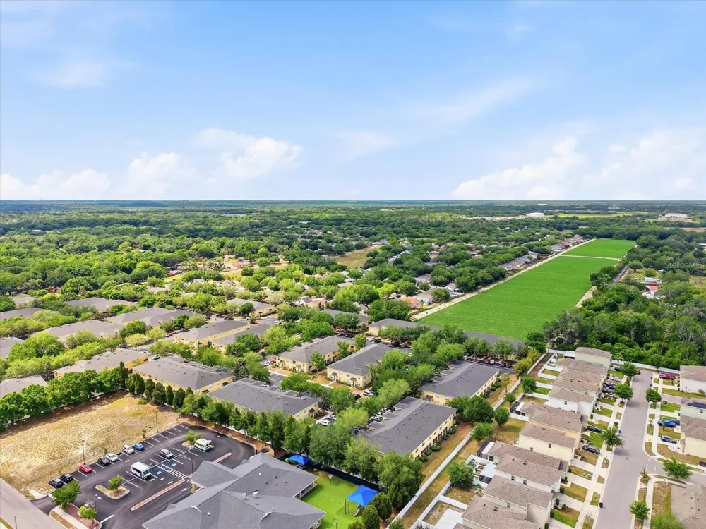 3435 CASTLE STONE COURT Valrico, FL 33594