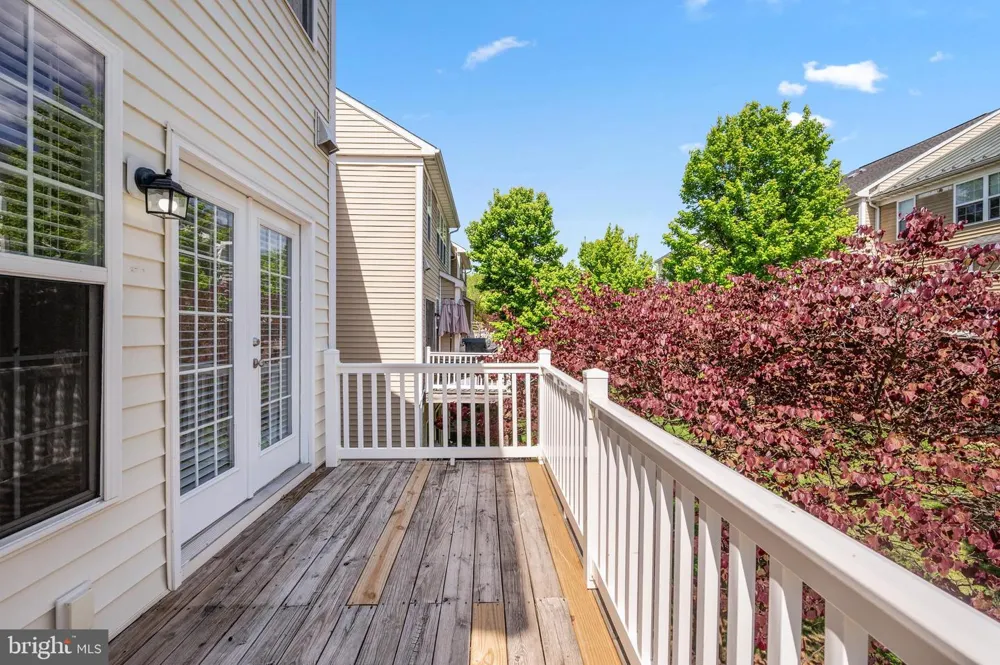 8341 BRODERICK CIRCLE Gaithersburg, MD 20877