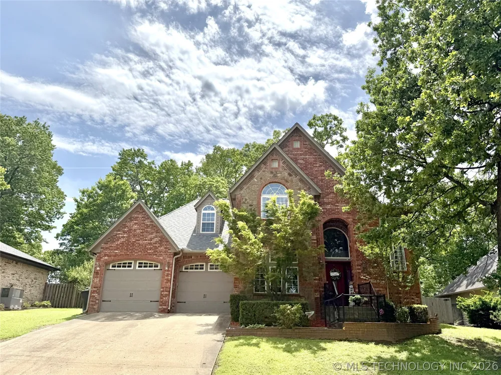 306 Hickory Drive Tahlequah, OK 74464