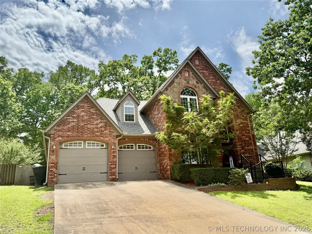 306 Hickory Drive Tahlequah, OK 74464