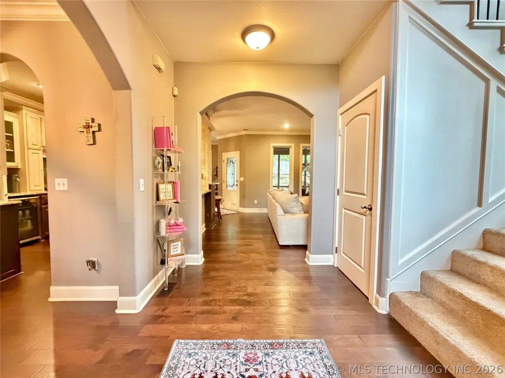 306 Hickory Drive Tahlequah, OK 74464