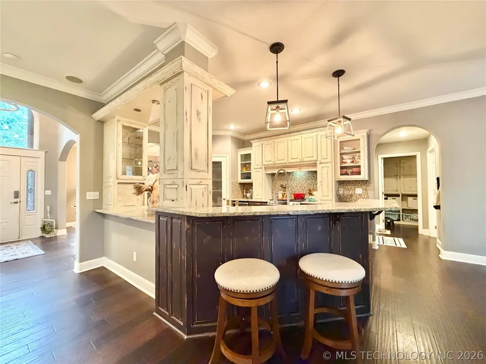 306 Hickory Drive Tahlequah, OK 74464