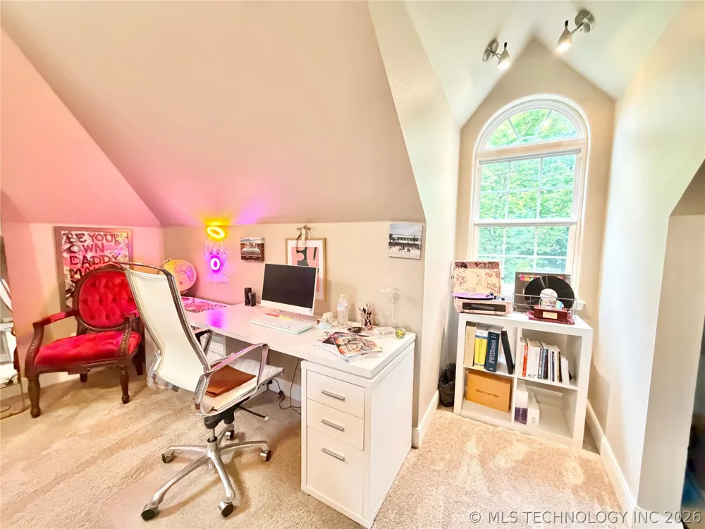 306 Hickory Drive Tahlequah, OK 74464