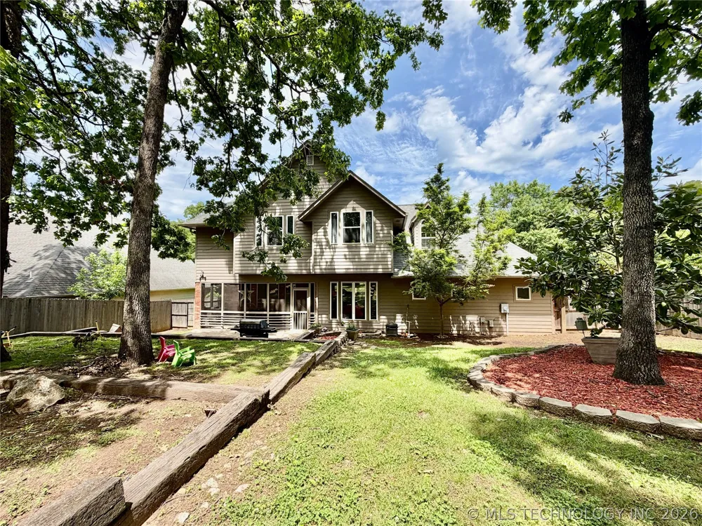 306 Hickory Drive Tahlequah, OK 74464