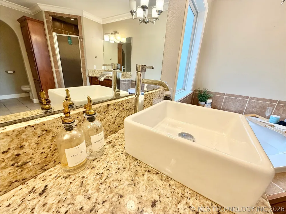 306 Hickory Drive Tahlequah, OK 74464