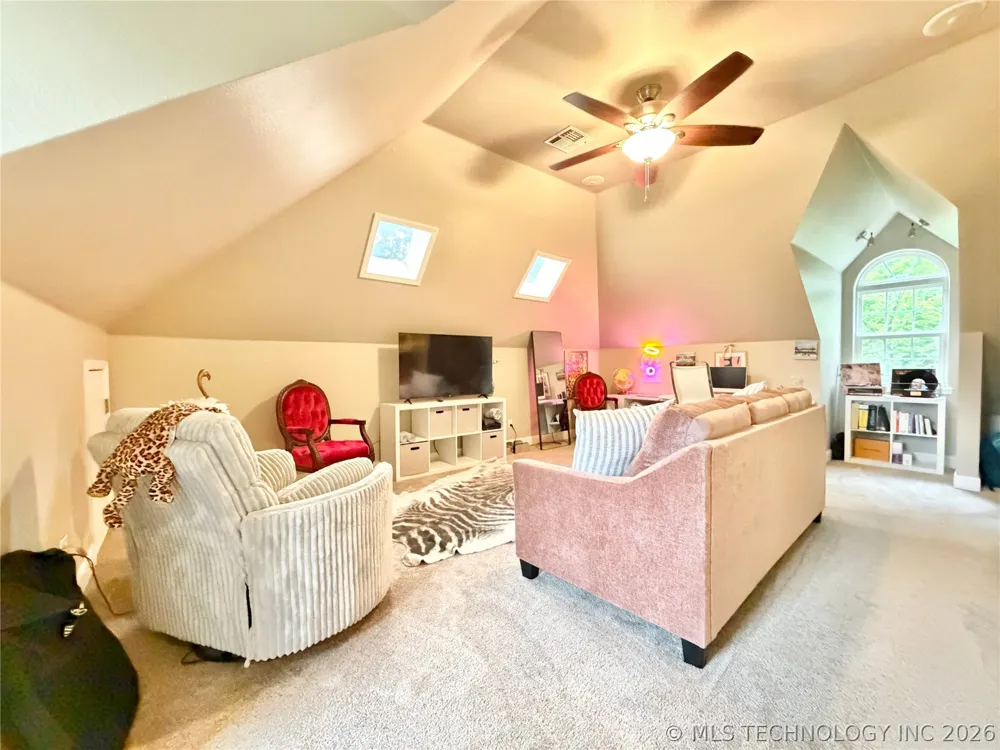 306 Hickory Drive Tahlequah, OK 74464