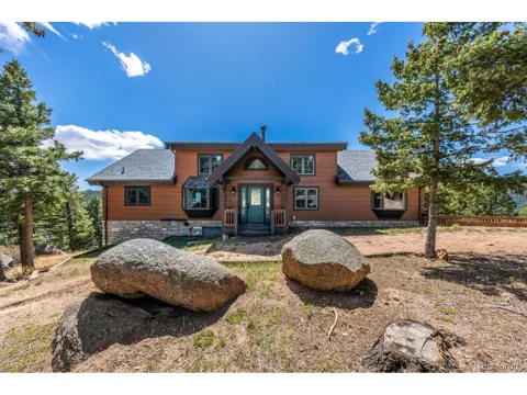 13939 Forest Lane