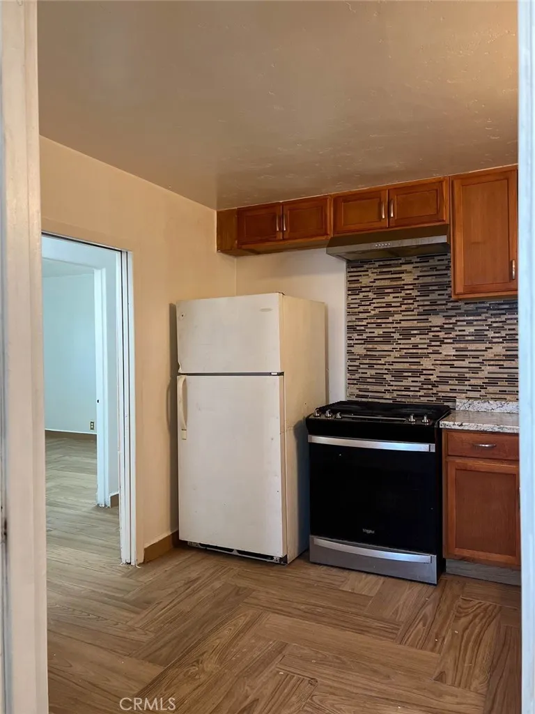13776 Benton Street Trona, CA 93562