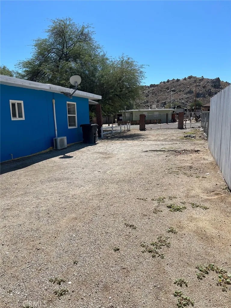 13776 Benton Street Trona, CA 93562