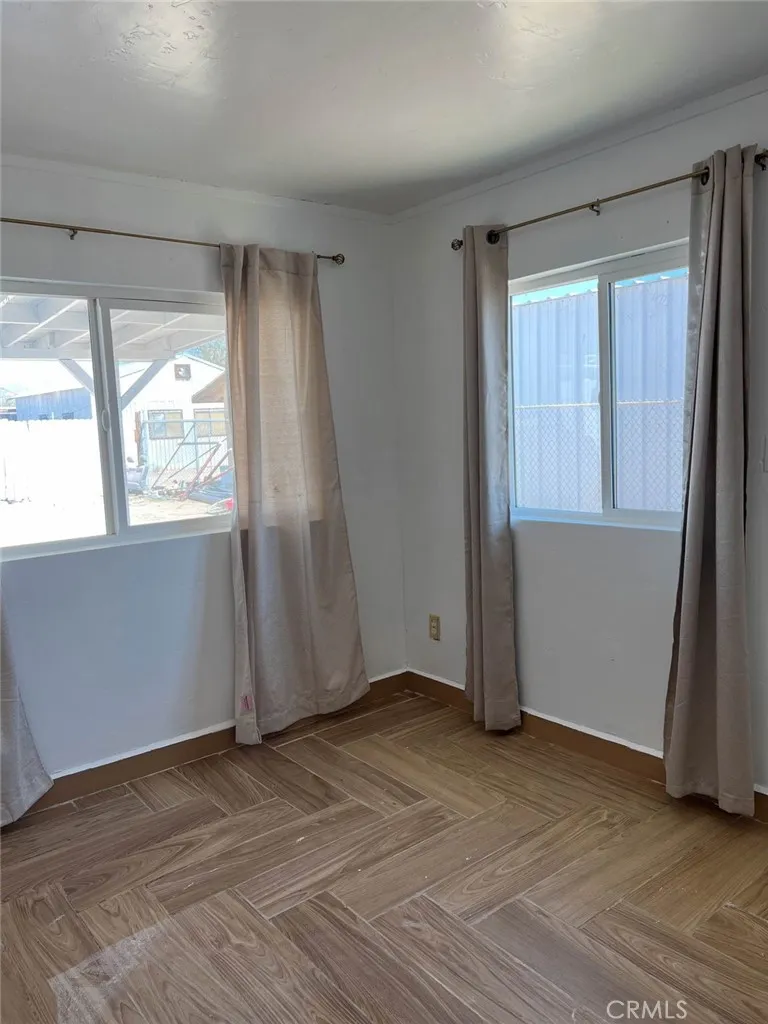 13776 Benton Street Trona, CA 93562