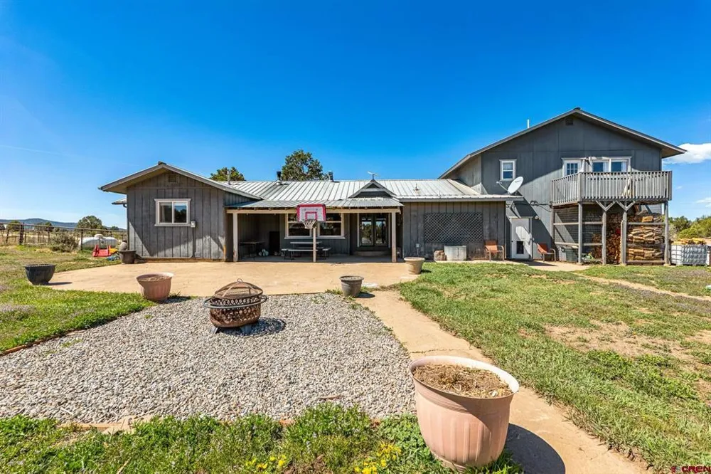 3355 County Road 309A Ignacio, CO 81137