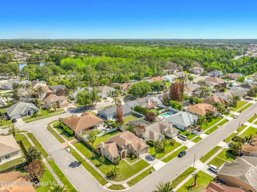 2645 Rolling Broak Drive Orlando, FL 32837