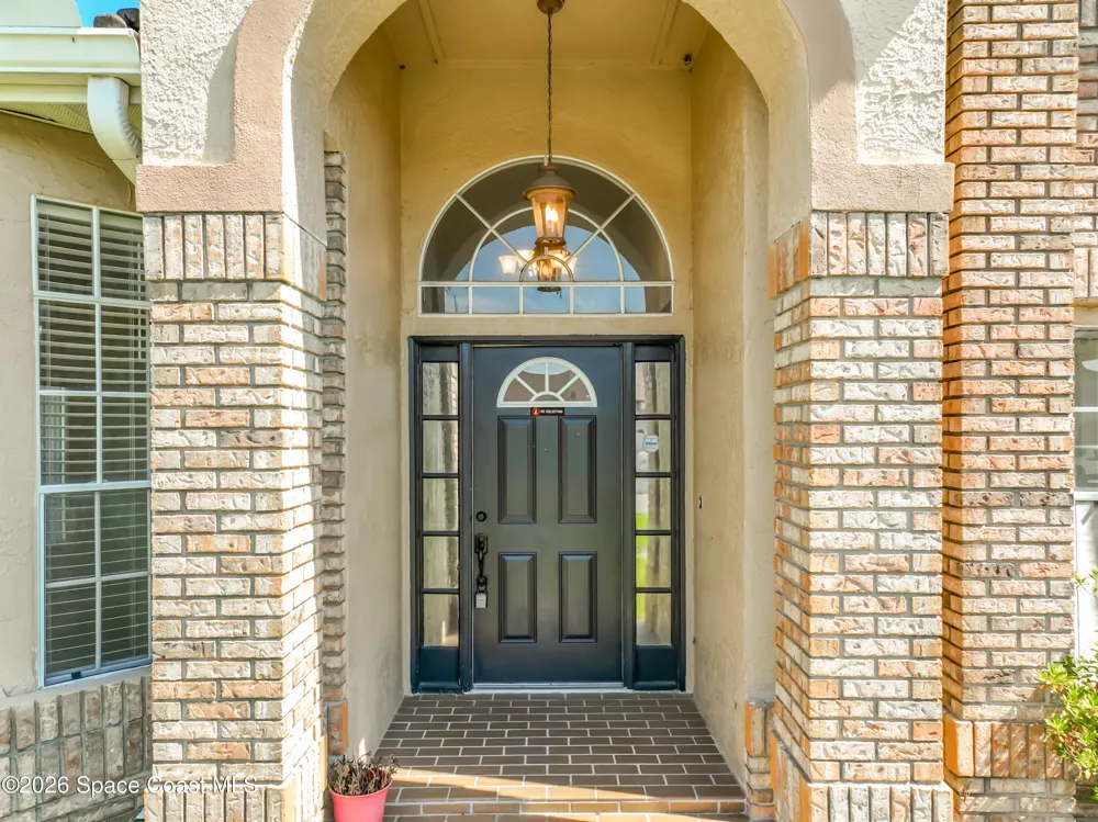 2645 Rolling Broak Drive Orlando, FL 32837