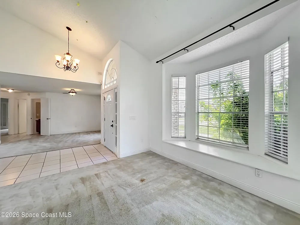 2645 Rolling Broak Drive Orlando, FL 32837