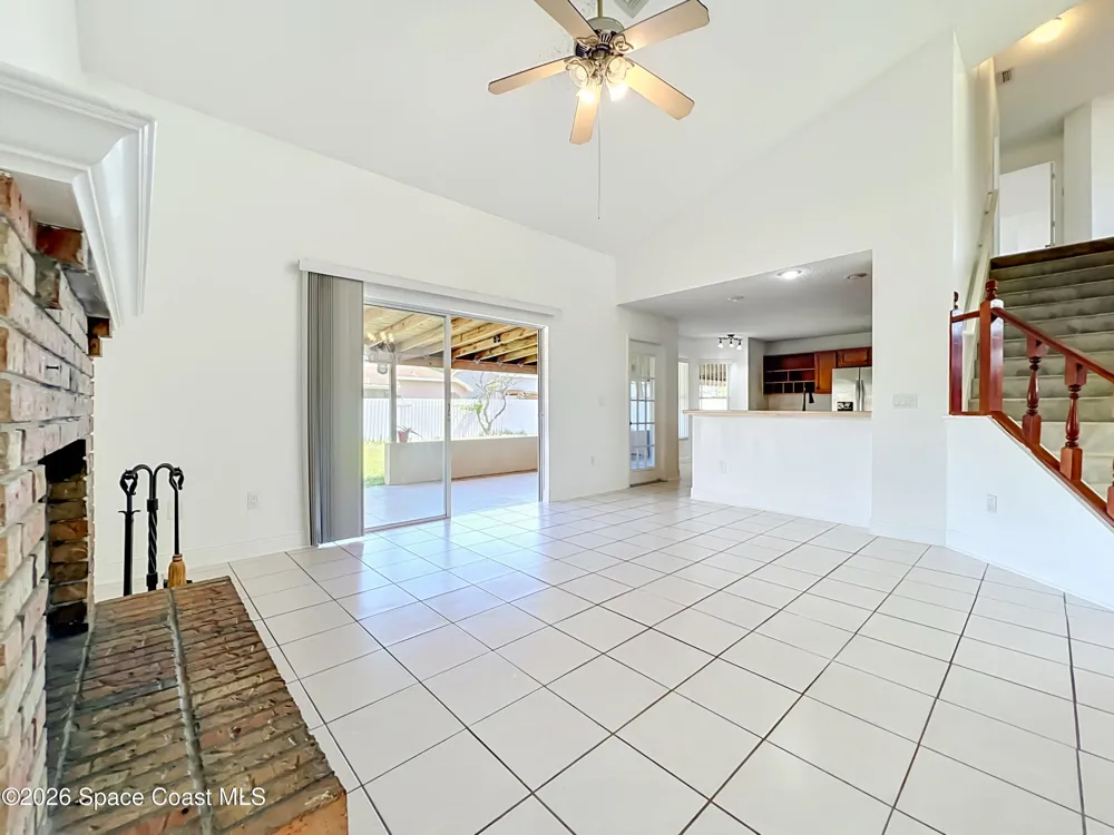 2645 Rolling Broak Drive Orlando, FL 32837