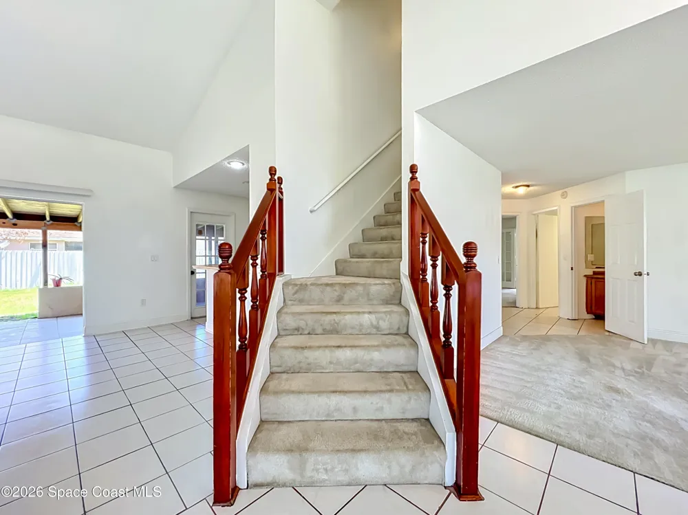 2645 Rolling Broak Drive Orlando, FL 32837