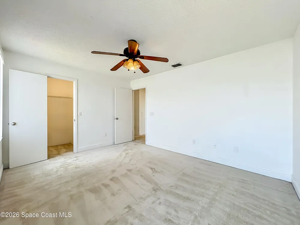 2645 Rolling Broak Drive Orlando, FL 32837