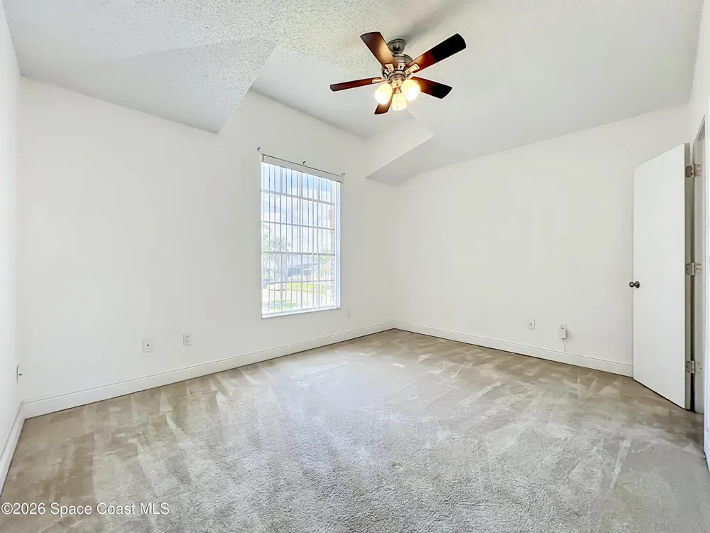 2645 Rolling Broak Drive Orlando, FL 32837