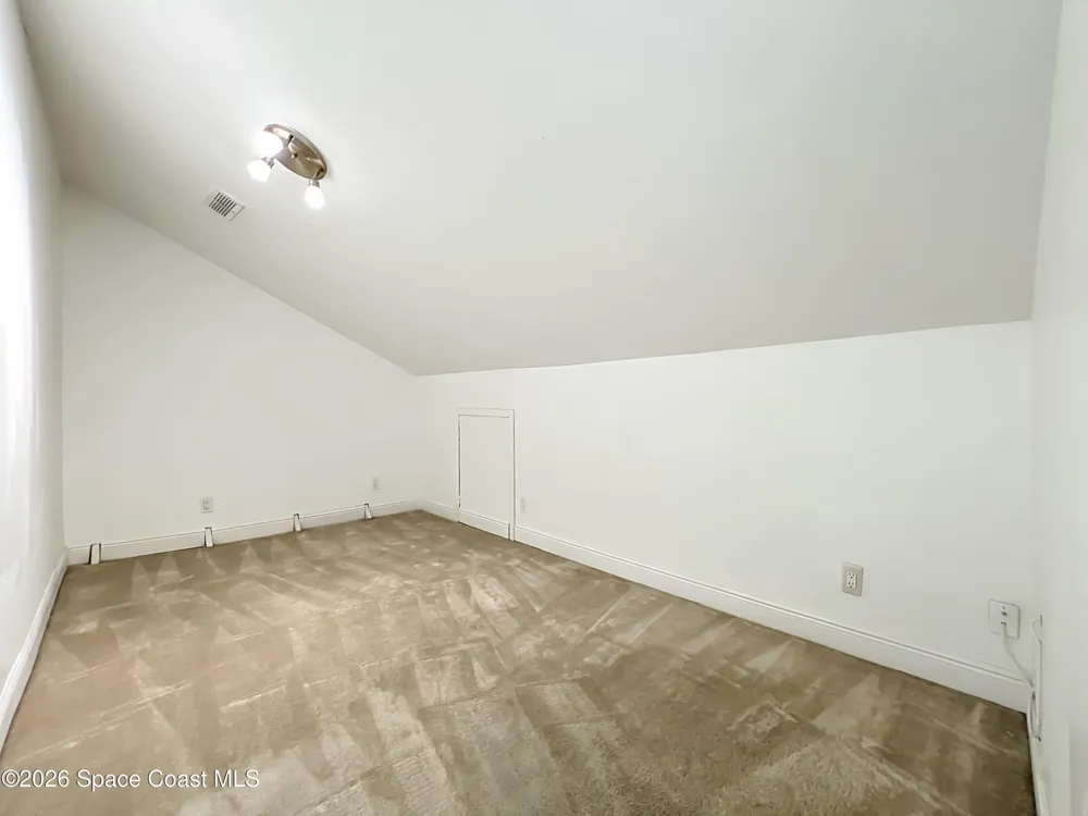 2645 Rolling Broak Drive Orlando, FL 32837