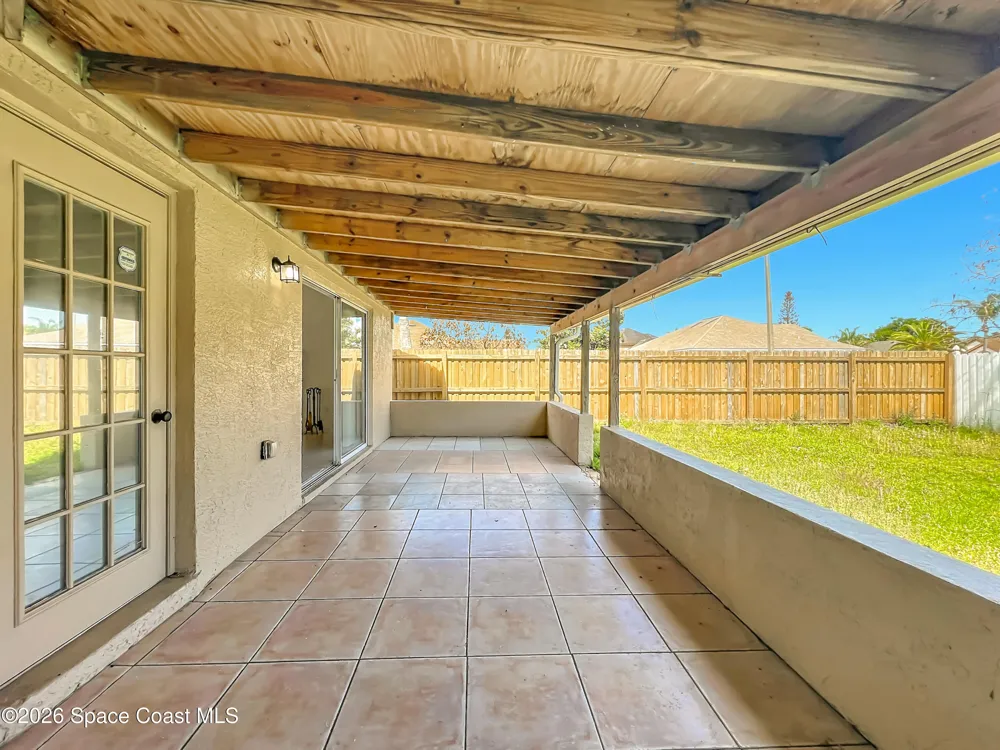 2645 Rolling Broak Drive Orlando, FL 32837