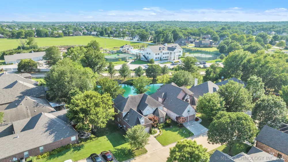7909 E Freeport Place Broken Arrow, OK 74014