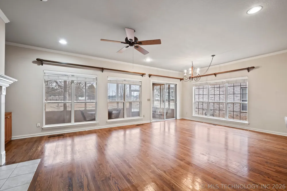 7909 E Freeport Place Broken Arrow, OK 74014