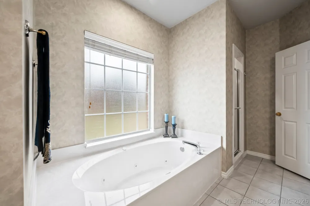 7909 E Freeport Place Broken Arrow, OK 74014